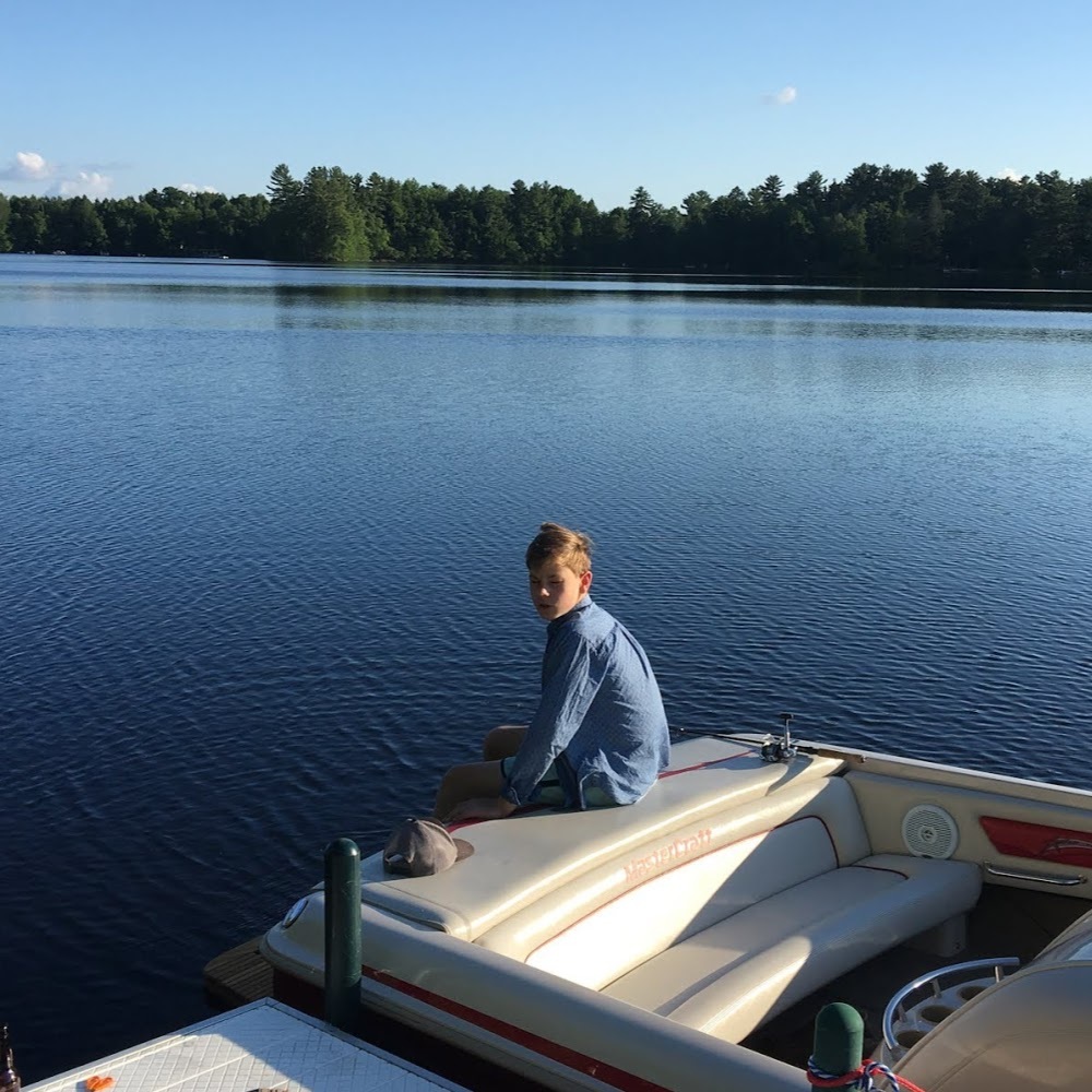 Meet your Posher, Max